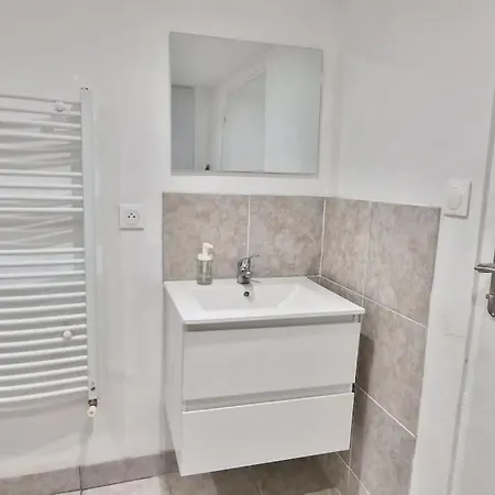 Tres Grande Maison Individuelle *
